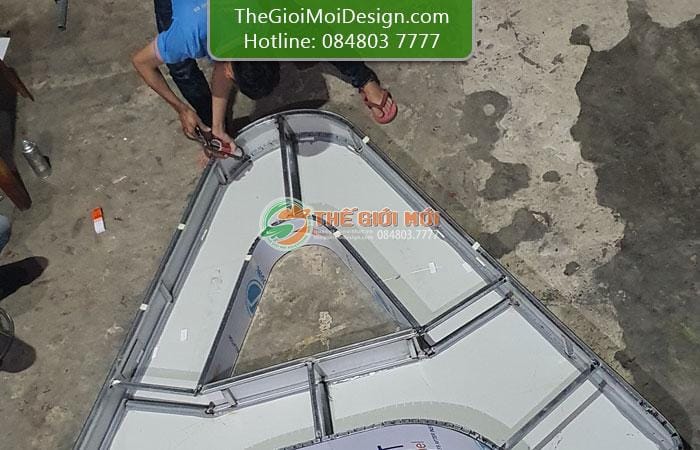 chuyên làm bảng hiệu chữ nổi