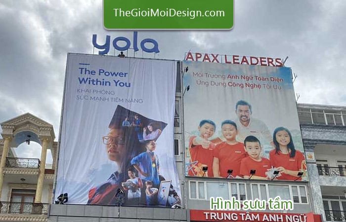 biển tên trên nóc tòa nhà